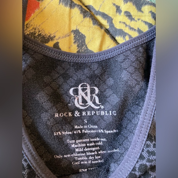 Rock & Republic stretchy snake tank top - Picture 3 of 4